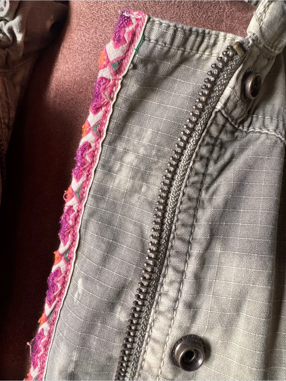 Free People Olive Embroidered Hooded Utility Jacket Festival Boho Size 6 Camo